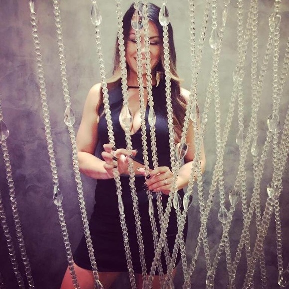 Meet Your Posher - Picture 2 of 6